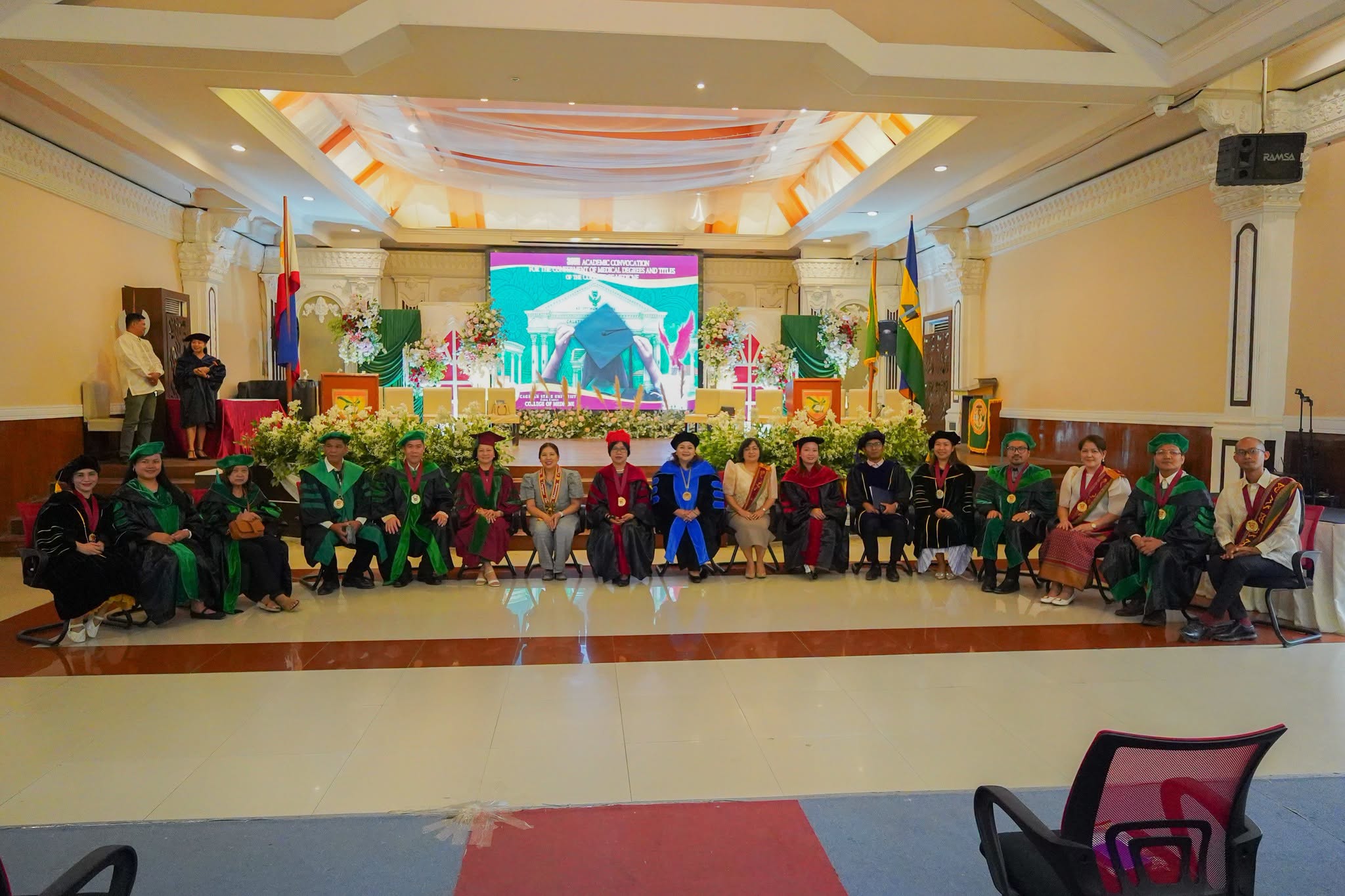MEDICINE-GRAD-PHOTOSET photo 66